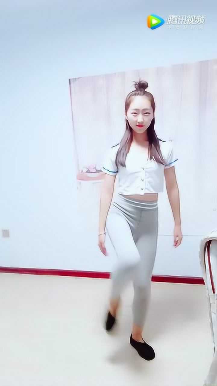 最新抬脚舞，高科技舞蹈革命的新宠